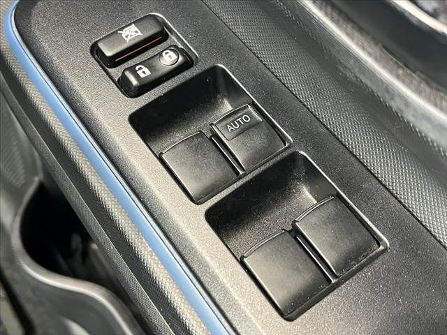 TOYOTA AQUA 2015 Image 31