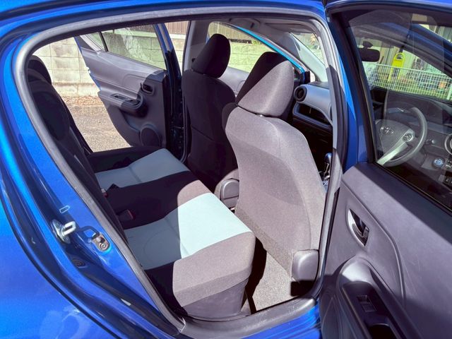 TOYOTA AQUA 2013 Image 31