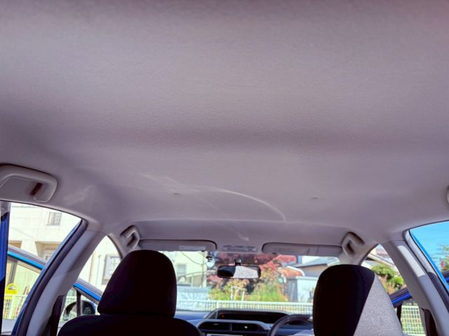 TOYOTA AQUA 2013 Image 31