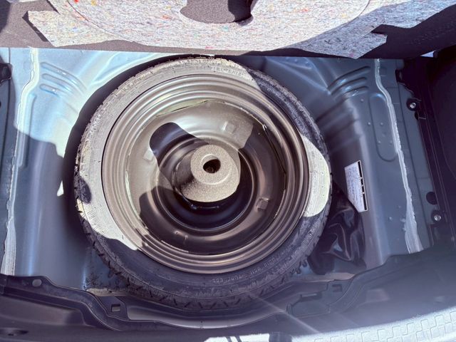 TOYOTA AQUA 2013 Image 31