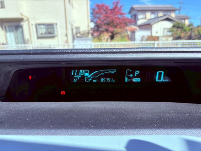 TOYOTA AQUA 2013 Image 31