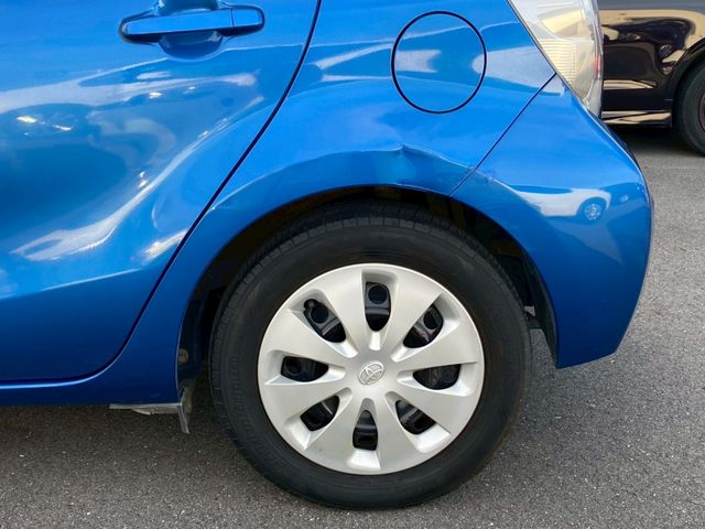 TOYOTA AQUA 2013 Image 31