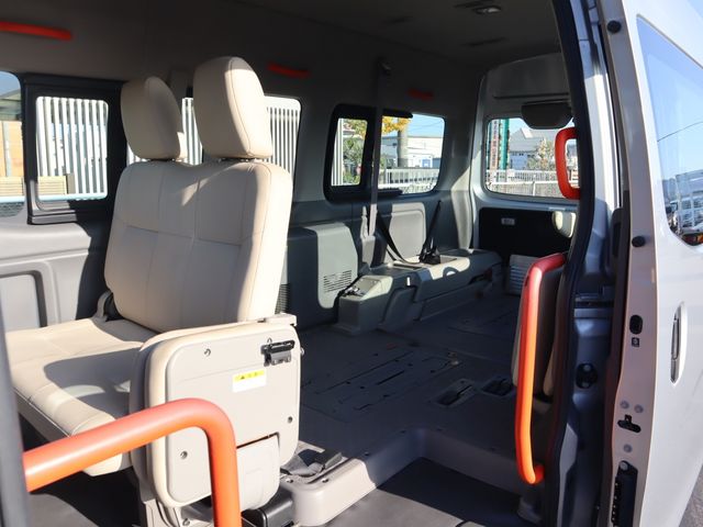 NISSAN NV350 CARAVAN 2019 Image 31