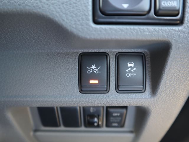 NISSAN NV350 CARAVAN 2019 Image 31