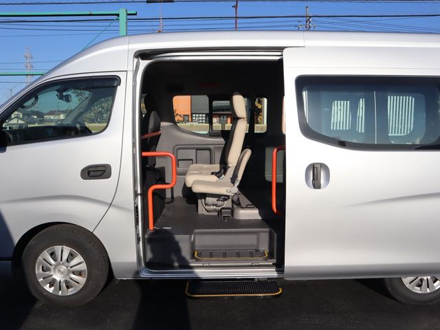 NISSAN NV350 CARAVAN 2019 Image 31