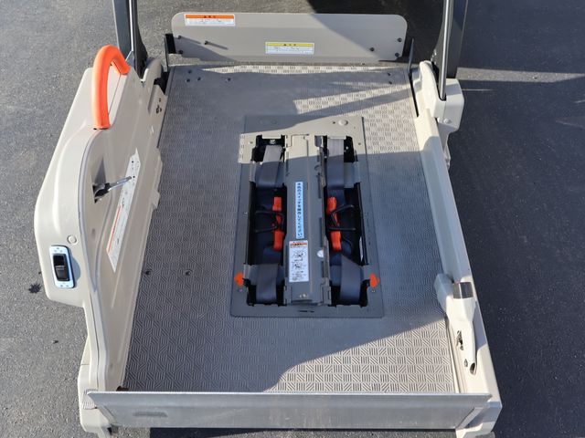 NISSAN NV350 CARAVAN 2019 Image 31