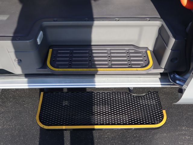 NISSAN NV350 CARAVAN 2019 Image 31