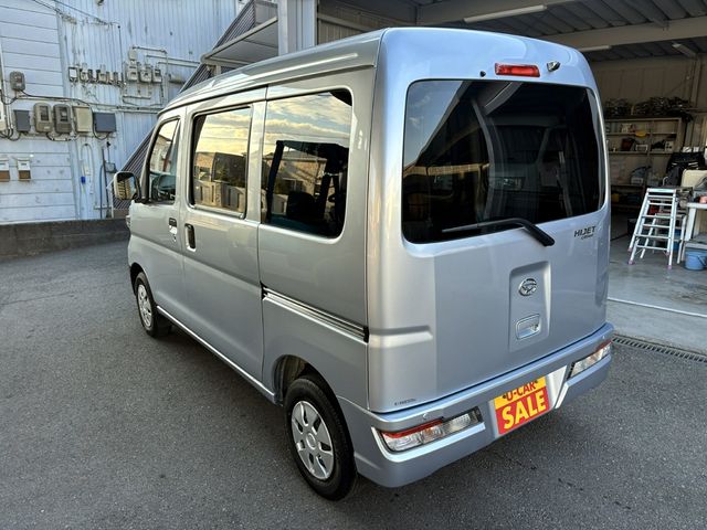 DAIHATSU HIJET CARGO 4WD 2021 Image 31