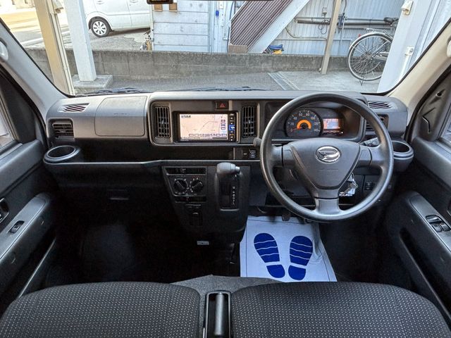 DAIHATSU HIJET CARGO 4WD 2021 Image 31