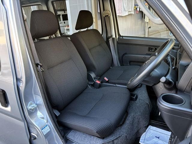 DAIHATSU HIJET CARGO 4WD 2021 Image 31