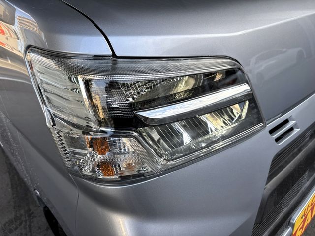 DAIHATSU HIJET CARGO 4WD 2021 Image 31