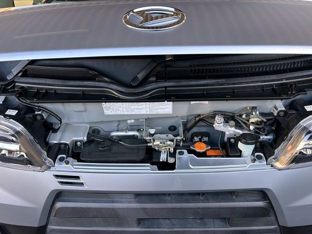 DAIHATSU HIJET CARGO 4WD 2021 Image 31