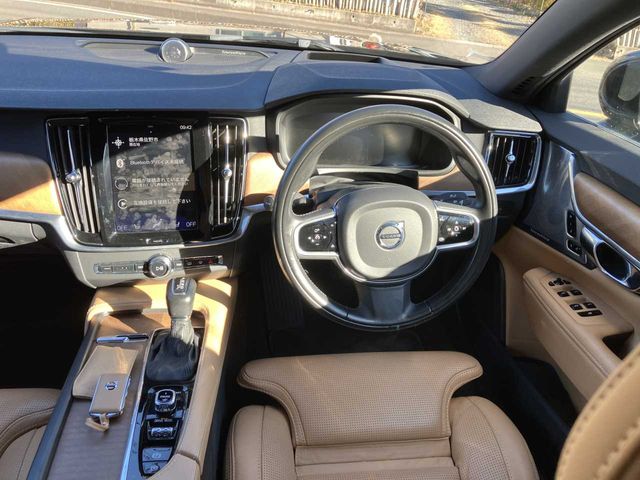 VOLVO S90 2017 Image 31