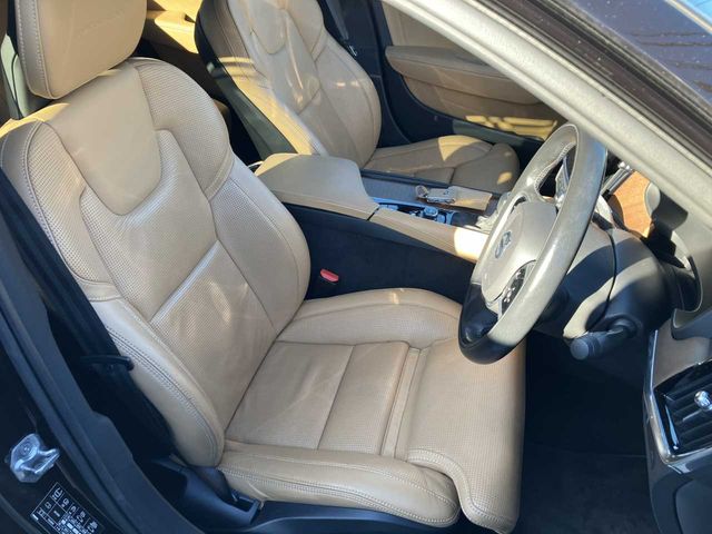 VOLVO S90 2017 Image 31