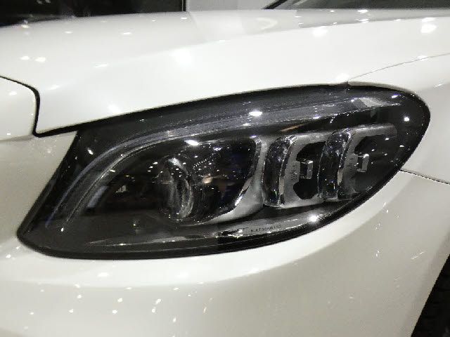 MERCEDES BENZ C CLAS 2018 Image 31