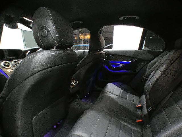 MERCEDES BENZ C CLAS 2018 Image 31