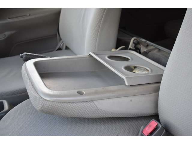 HINO DUTRO 2008 Image 31