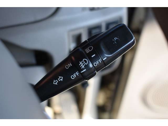 HINO DUTRO 2008 Image 31