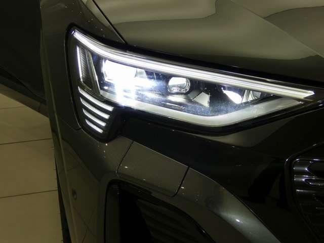 AUDI Q8 E-TRON 2024 Image 31