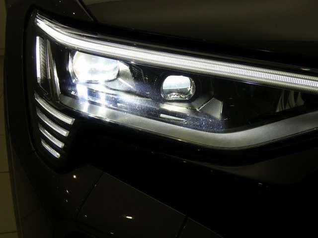 AUDI Q8 E-TRON 2024 Image 31