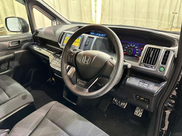 HONDA STEPWAGON SPADA 2010 Image 31