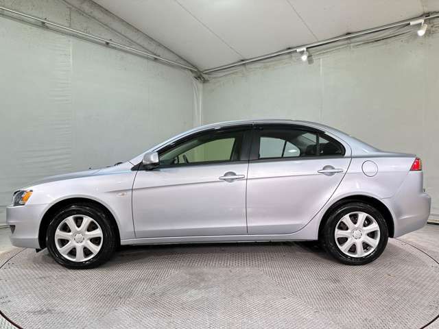 MITSUBISHI GALANT FORTIS 2013 Image 31