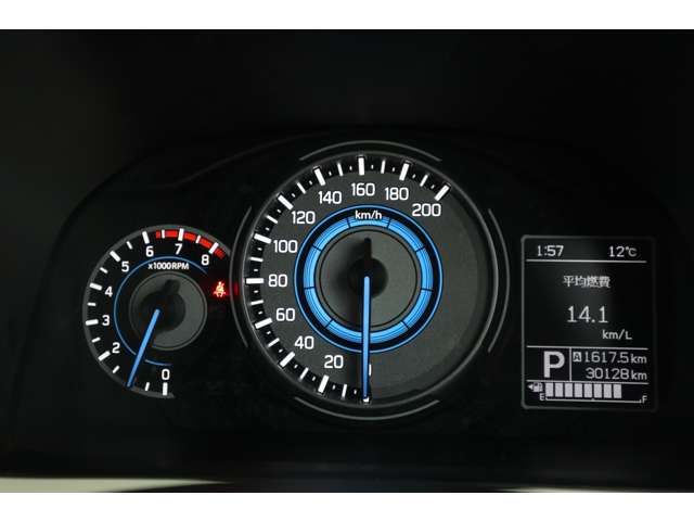 SUZUKI XBEE 4WD 2018 Image 31