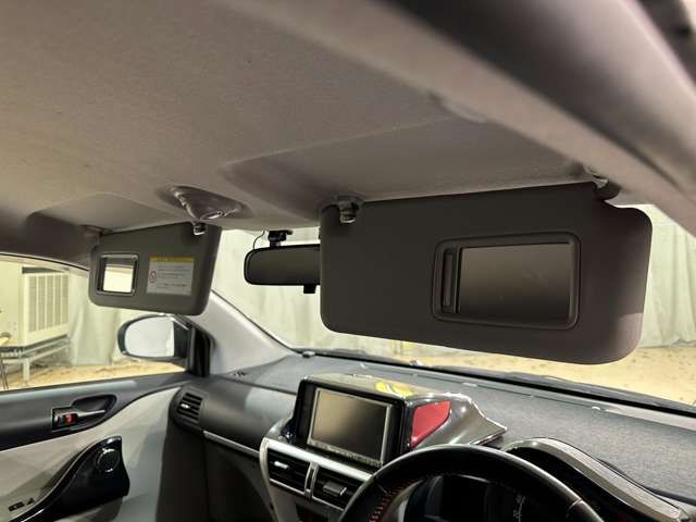 TOYOTA IQ 2012 Image 31