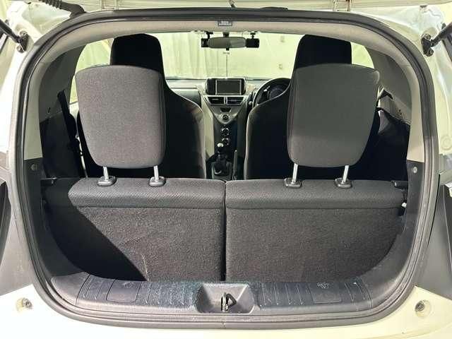 TOYOTA IQ 2012 Image 31