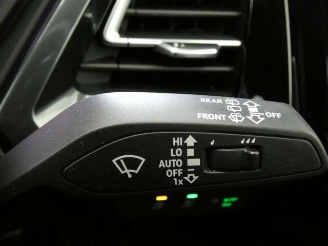 AUDI Q4 E-TRON 2025 Image 31