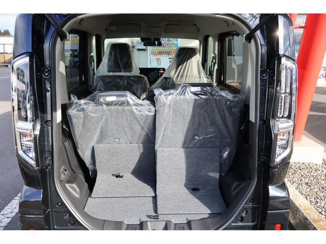 SUZUKI SPACIA CUSTOM 4WD 2025 Image 31