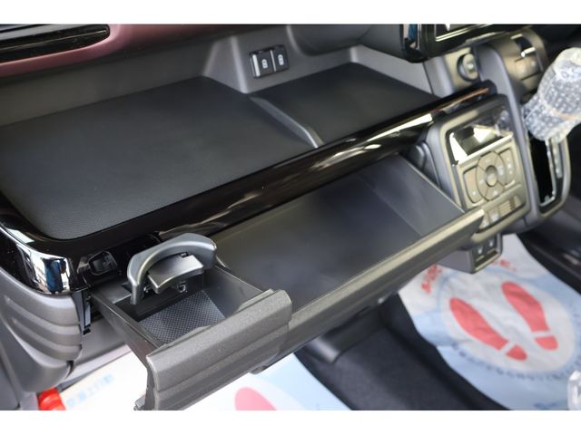 SUZUKI SPACIA CUSTOM 4WD 2025 Image 31