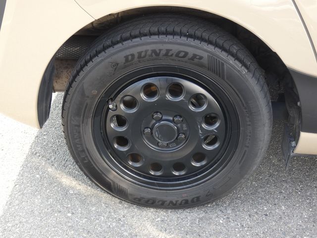 TOYOTA SIENTA 2019 Image 31