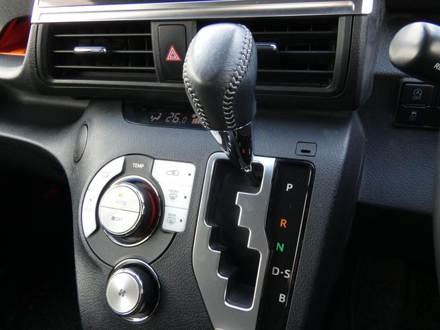 TOYOTA SIENTA 2019 Image 31