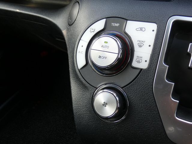 TOYOTA SIENTA 2019 Image 31