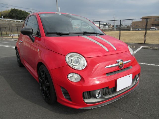 FIAT ABARTH 695 2011 Image 31