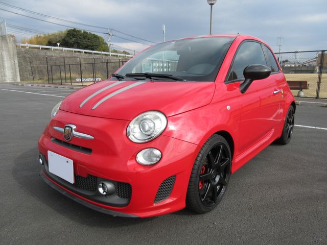 FIAT ABARTH 695 2011 Image 31