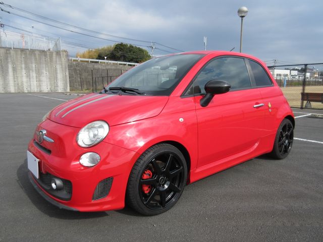 FIAT ABARTH 695 2011 Image 31