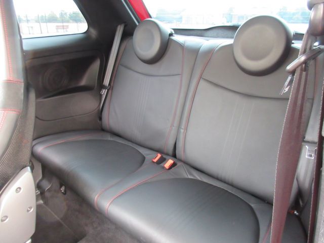 FIAT ABARTH 695 2011 Image 31