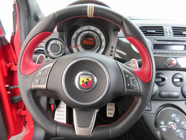 FIAT ABARTH 695 2011 Image 31