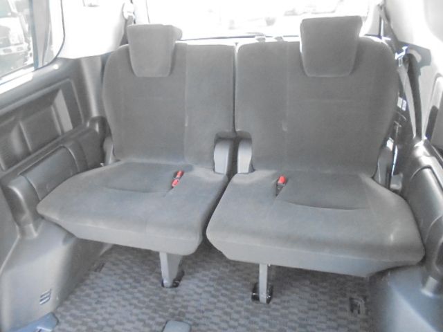 TOYOTA VOXY 2010 Image 31