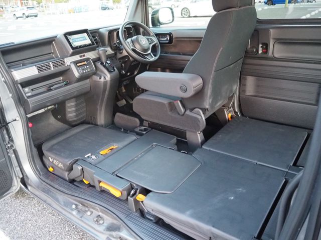 HONDA N-VAN+STYLE 2020 Image 31