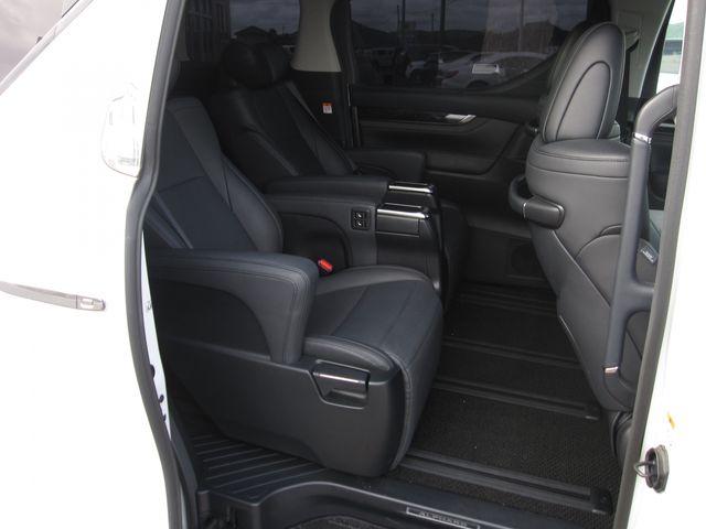 TOYOTA ALPHARD 2022 Image 31
