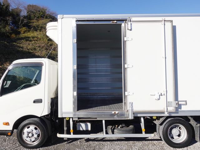 TOYOTA DYNA 2018 Image 31