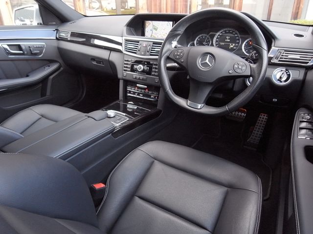 MERCEDES BENZ E CLAS 2009 Image 31