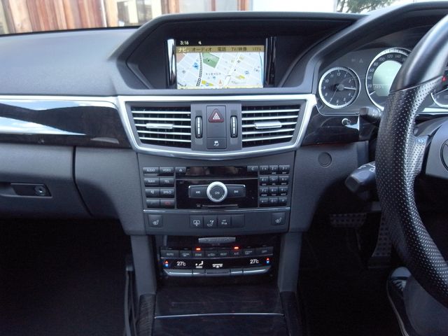 MERCEDES BENZ E CLAS 2009 Image 31