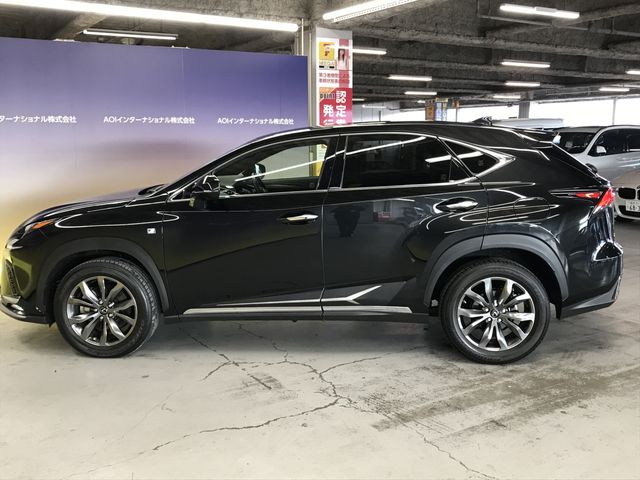 TOYOTA LEXUS NX300H 2020 Image 31
