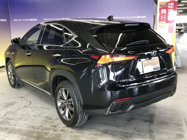 TOYOTA LEXUS NX300H 2020 Image 31