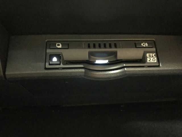 TOYOTA LEXUS NX300H 2020 Image 31