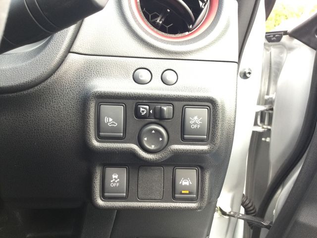 NISSAN NOTE 2018 Image 31